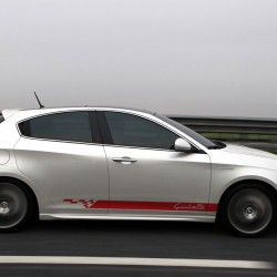 Странични спортни ленти за  Alfa Romeo Giulietta Странични спортни ленти за  Alfa Romeo Giulietta