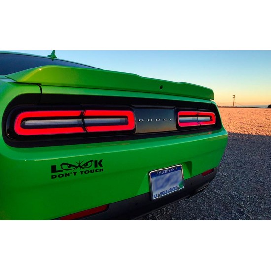 надпис за кола Look Don't Touch